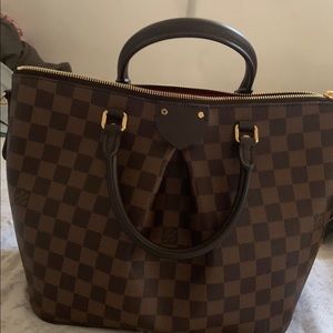 100% Louis Vuitton “Siena”